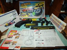 Vtg 90s TYCO California Classics Slot Car Set Electric Racing W/ Box cars run
