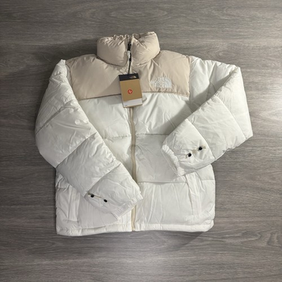 #ad The North Face Puffer Jacket $100.00