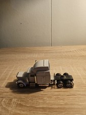 "MINIATUR SATTELZUGMASCHINE PETERBILT 379"