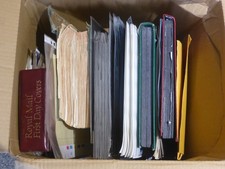 Large & High Cat World Collection in albums and loose - rf932