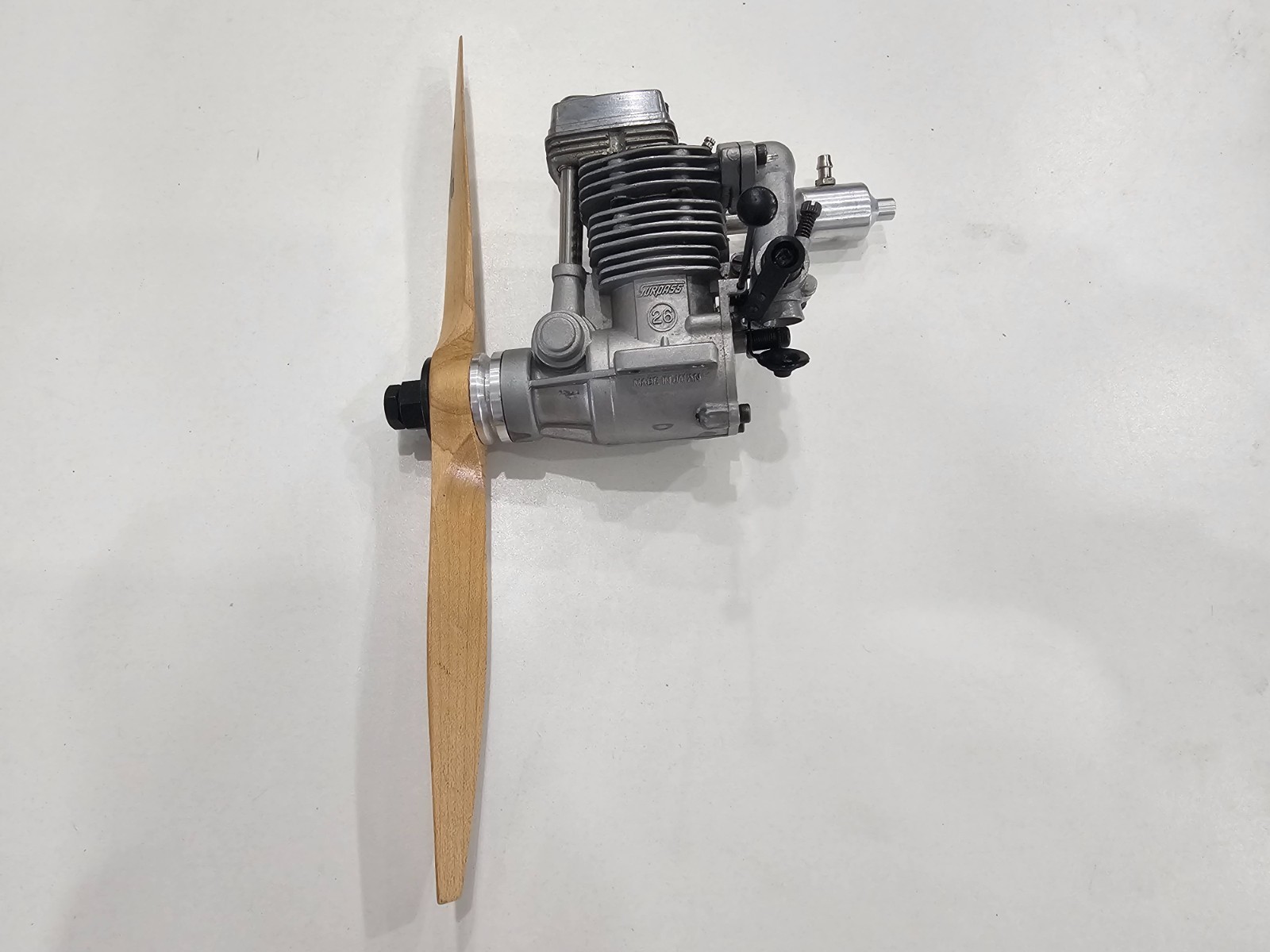 Vintage O.S. FS26 Surpass 4-stroke Engine with Muffler and Propeller | eBay