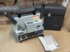ELMO SOUND ST-1200 MAGNETIC FILM PROJECTOR w CASE (NO POWER CORD) SUPER 8mm