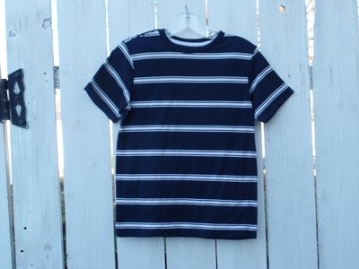 Old Navy t-shirt boys 10-12 LG navy 