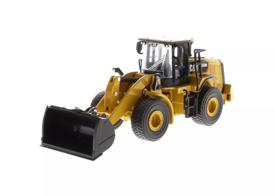Diecast Masters - 1/64 Cat 950M Wheel Loader (BBDM85635) - Image 2 of 4