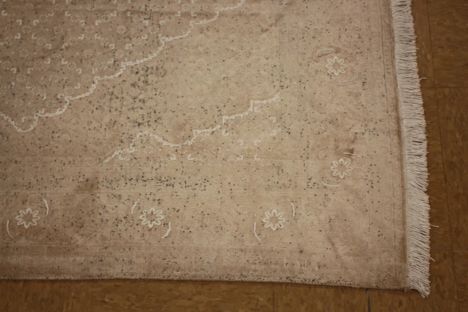 Vintage Tabrize | 4'8" x 6'6" Traditional Hand-Knotted Wool Area Rug | 300+ KPSI - Image 3 of 4