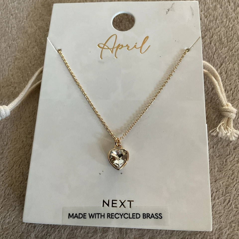 NUEVO CON ETIQUETAS COLLAR DAMAS NEXT APRIL COLGANTE CRISTAL EN FORMA DE CORAZÓN LATÓN RECICLADO Foto 2 de 4