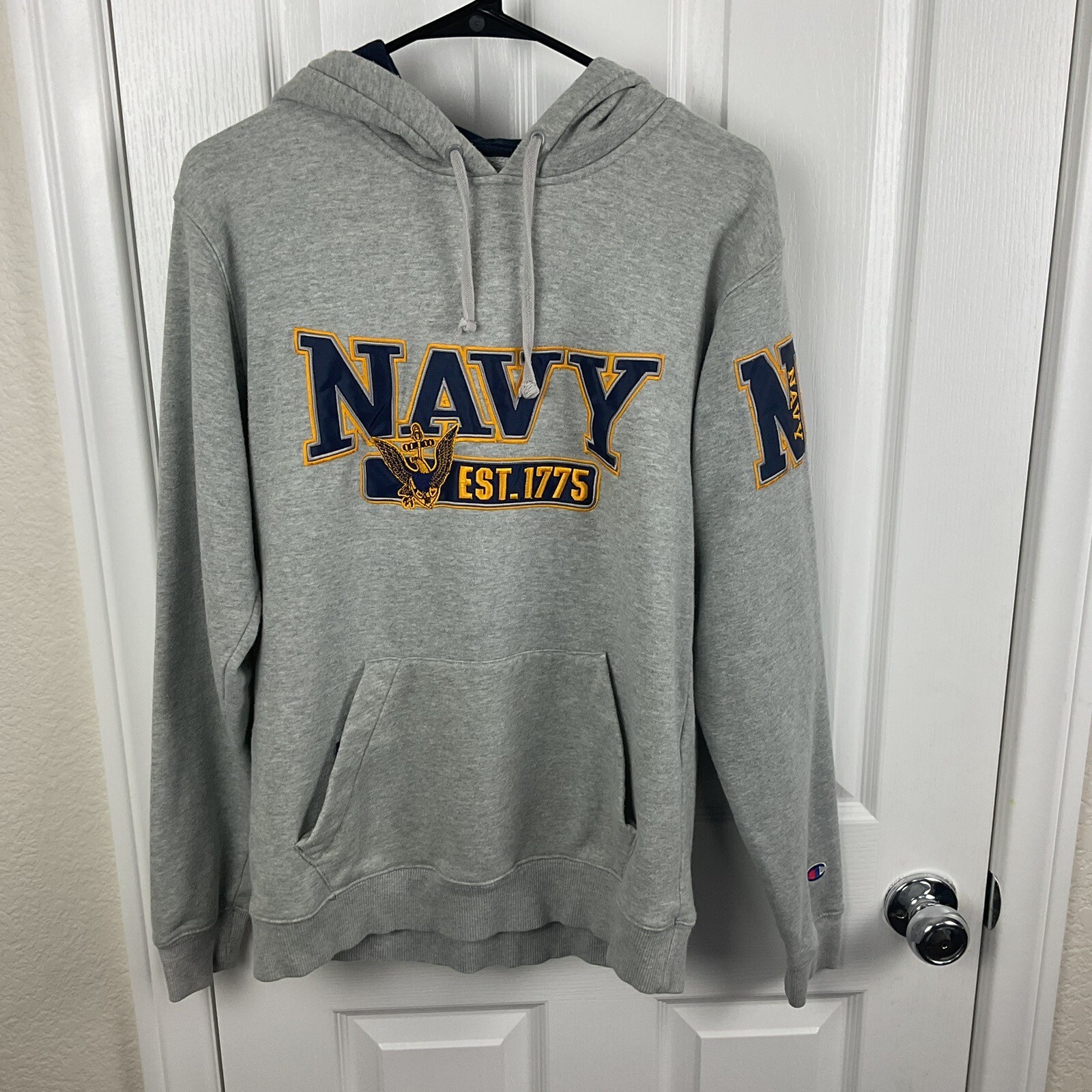 US Navy Eagle & Anchor Embroidered Men’s VTG Champion Hoodie Sweatshirt Size S