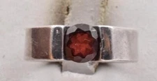Estate BOMA Signed Sterling Silver & Garnet unisex Band ring size 5