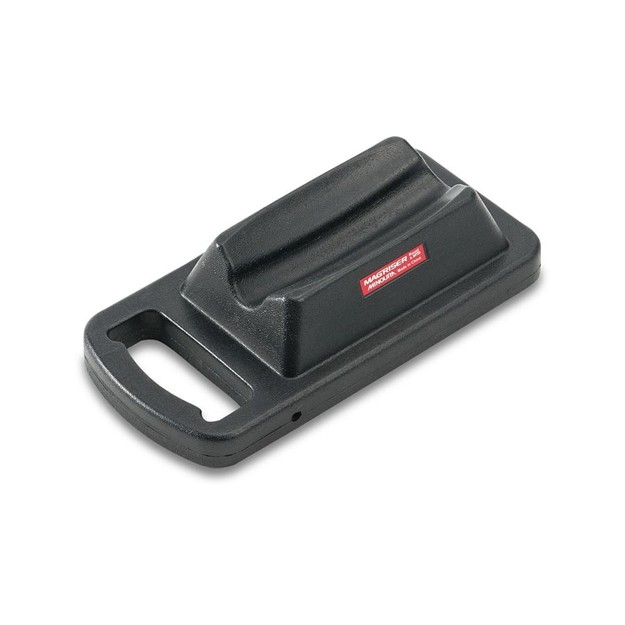 Миноура МагрисерГ без бирки 4590₽