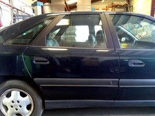 Porte avant et accessoires Renault SAFRANE