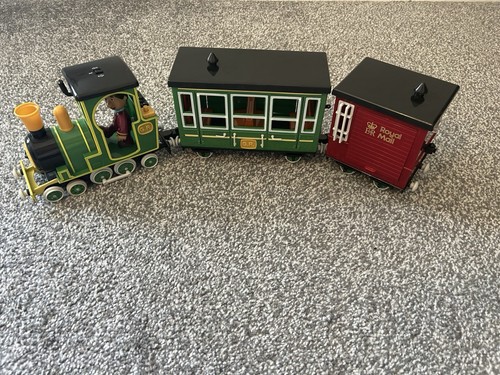 Er PLC Vintage 2005 Postman Pat Train Driver Set With Figure