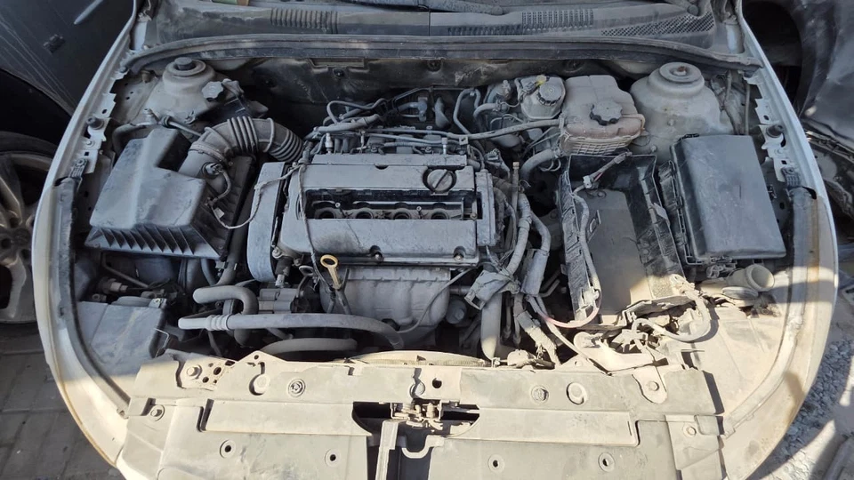 Chevrolet Cruze 2010 conjunto de carcasa termostato usado OEM 96984103 Foto 3 de 4