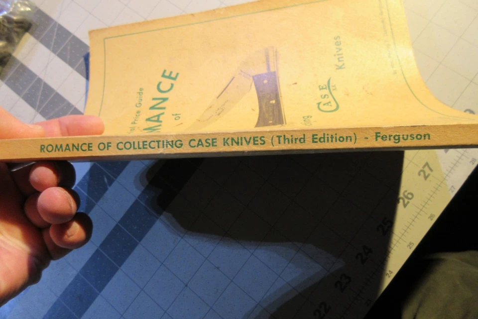 CUCHILLOS ESTUCHE Romance de Coleccionismo 3ª edición propiedad anterior Foto 2 de 4