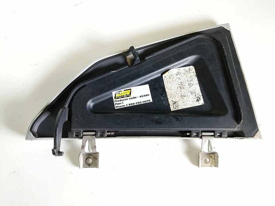 Пластиковая серая маленькая крышка для 06 BMW K1200GT 42480 - Изображение 3 из 4