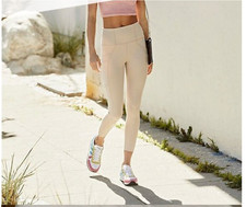 Free People FP Movement No Limits Legging w pockets 7/8 length Light tan Med NWT
