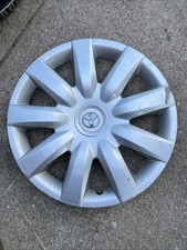 Curb Rash 2004 2005 2006 Toyota Camry 15 Oem Wheel Cover Hub Cap Curb Rash 2004 2005 2006 Toyota Camry 15 Oem Wheel Cover Hub Cap