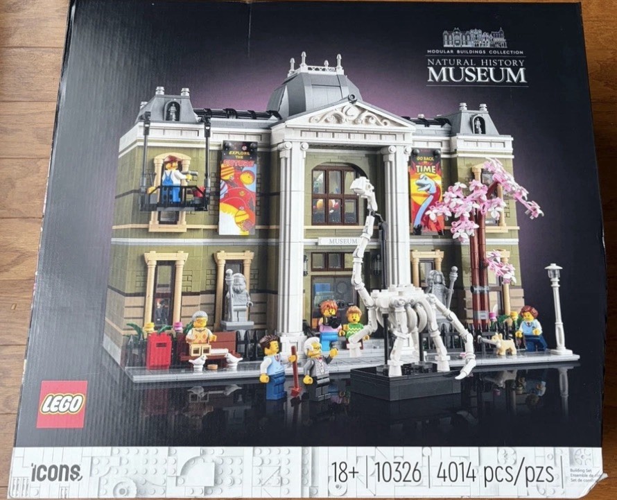 LEGO Icons: Natural History Museum (10326) Modular Building NEW/Sealed