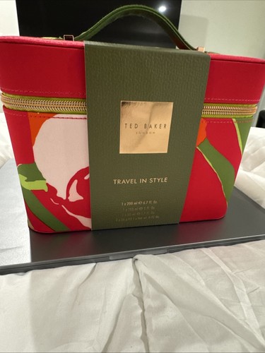 Ted Baker Travel In Style Vanity Gift Set Brand New
