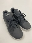 Boys Adidas Sneaks Size 5 EUC — photo 2