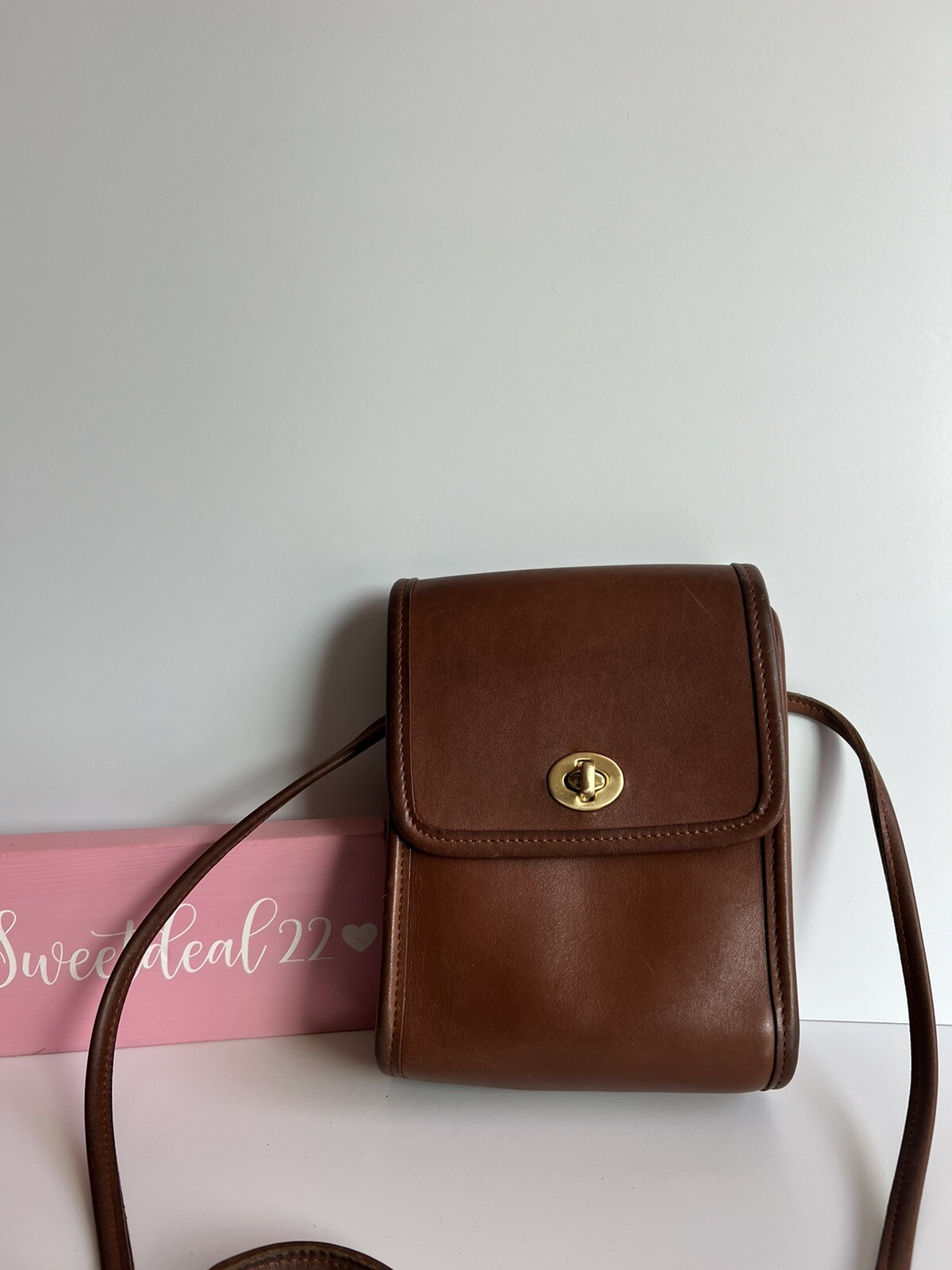Vintage Coach British Tan Scooter Crossbody Bag Gem