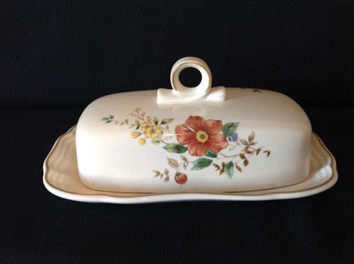 Mikasa Heritage Capistrano F2010 One (1) Imperfect 1/4 Lb Covered Butter Dish - Picture 6 of 19