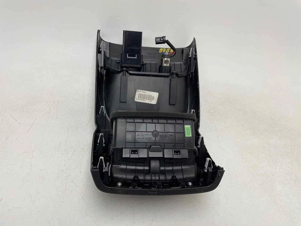 Cubierta del panel trasero de la consola central trasera 84640C6000 para KIA SORENTO 2016-2020 Foto 4 de 4