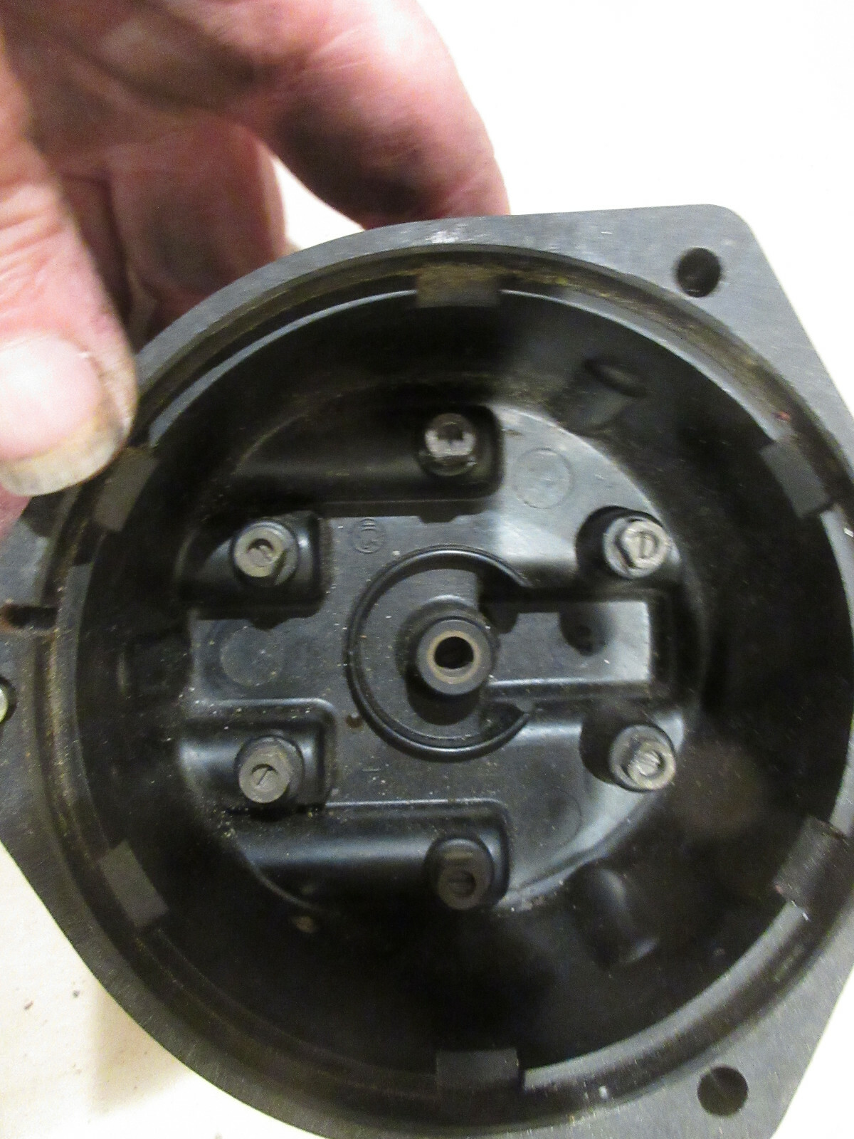 Ferrari Testarossa LH Distributor Cap- P/N 124575