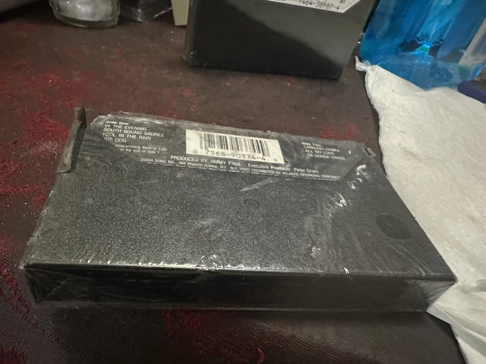 Led Zeppelin In Through the Out Door 1979 Atlantic Cassette Tape New SEALED NOS - Image 3 of 3