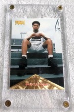 1996 Pinnacle Football #175 Jonathan Ogden Rookie Screw Down Card Holder . rookie card picture