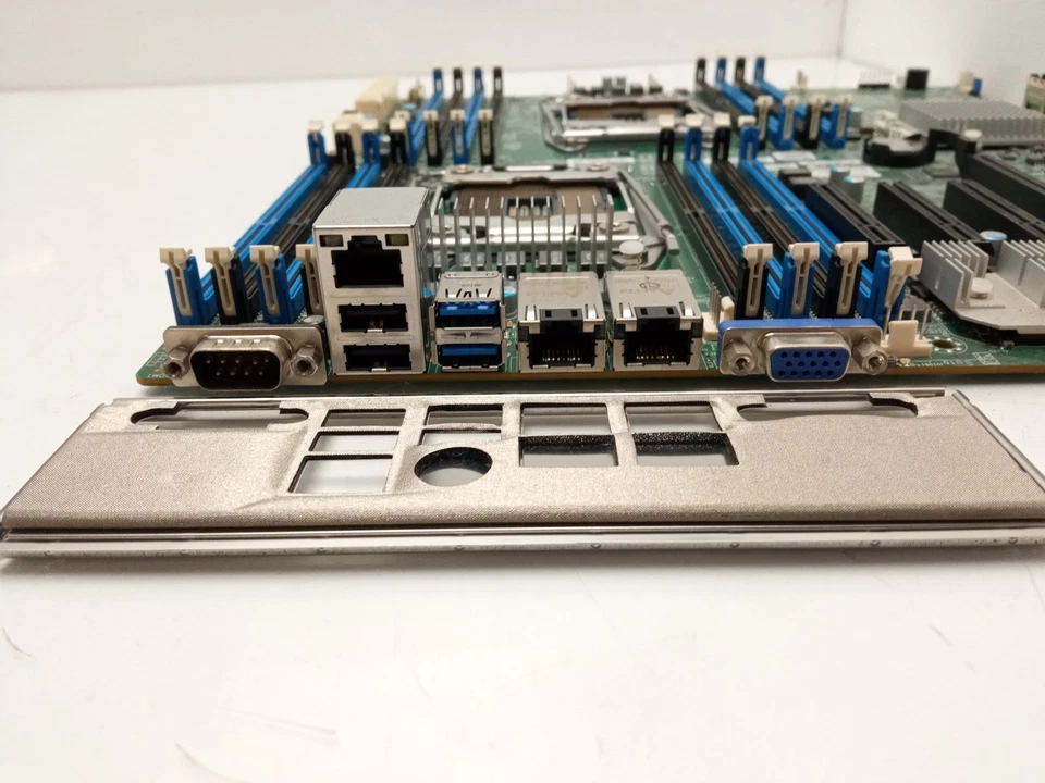 SuperMicro X10DRH-IT Socket LGA2011 DDR4 Server Motherboard With I/O Shield - Image 3 of 4