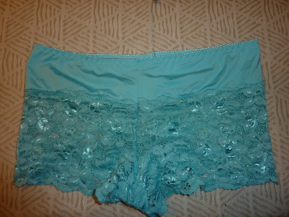 women's panties - Image 2 of 2