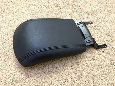2013 - 2016 Ford Escape C-Max Center Console Lid Armrest Arm Rest Black