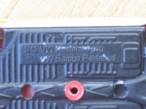 Minichamps 1:43 Modellauto Volkswagen VW T1 Samba Bulli Bus, sehr guter Zustand - Bild 5 von 6