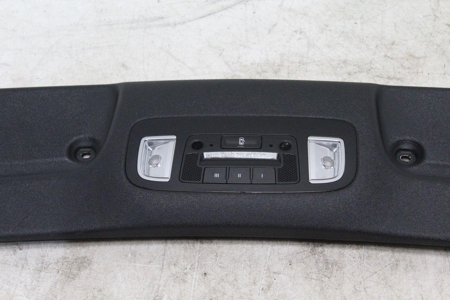 Front Console AUDI R8 18