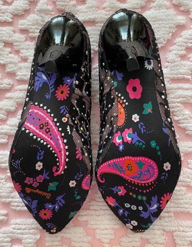 WOMENS BETSY JOHNSON BETSEYVILLE BLACK LACE HEELS PUMPS SHOES SANDALS SZ 6M - Picture 4 of 6