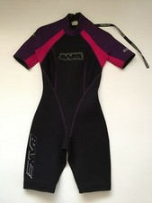Bare Womens Wetsuit Aqualite Shorty Power Stretch Black/ Purple/Pink Sz S-M EUC