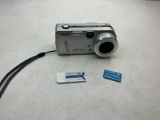 SONY CYBERSHOT DSC-P52 3.2MP DIGITAL CAMERA + MEMORY DUO ADAPTOR & 512MB PRO DUO