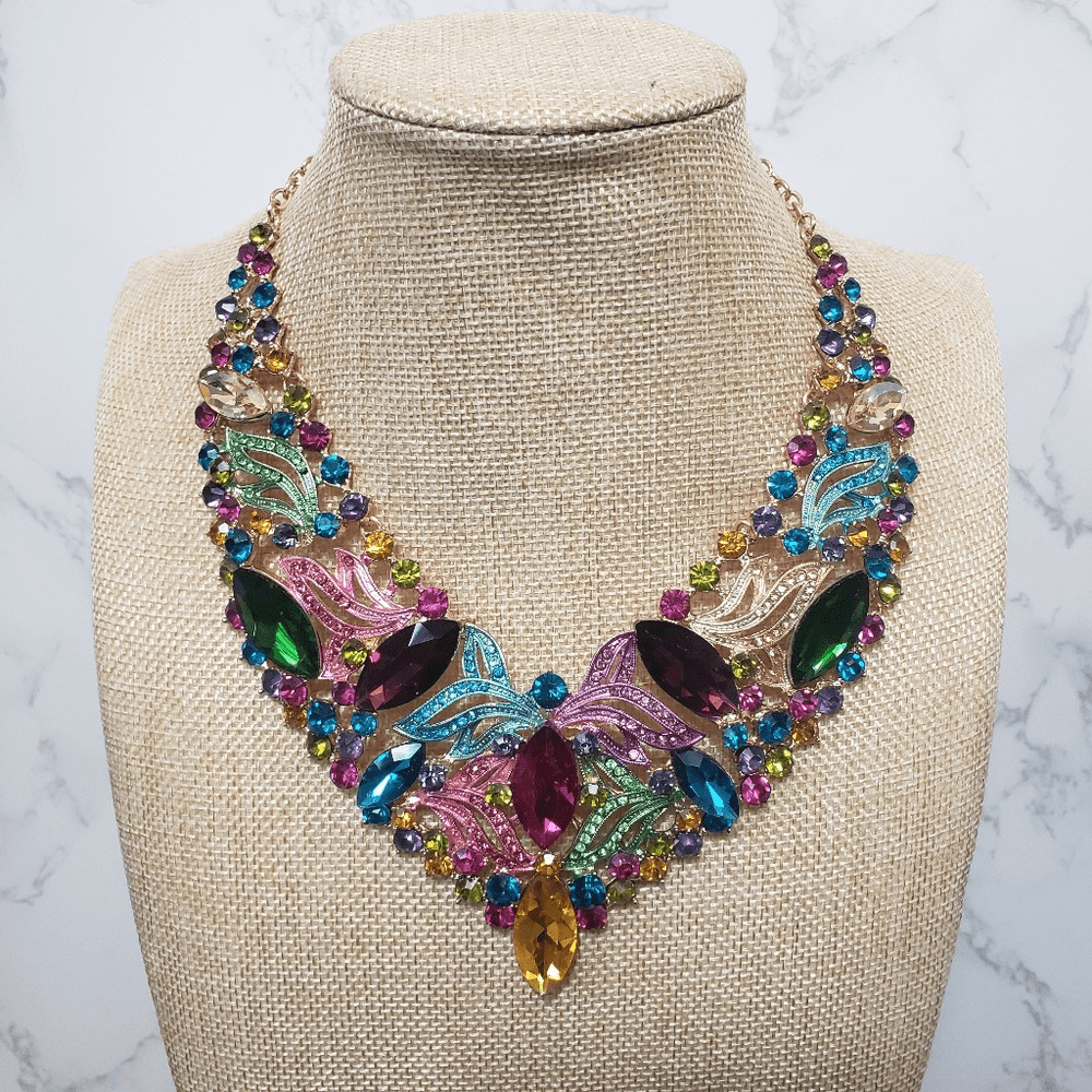 STATEMENT Necklace Ring Bracelet Earrings Set Dra… - image 2