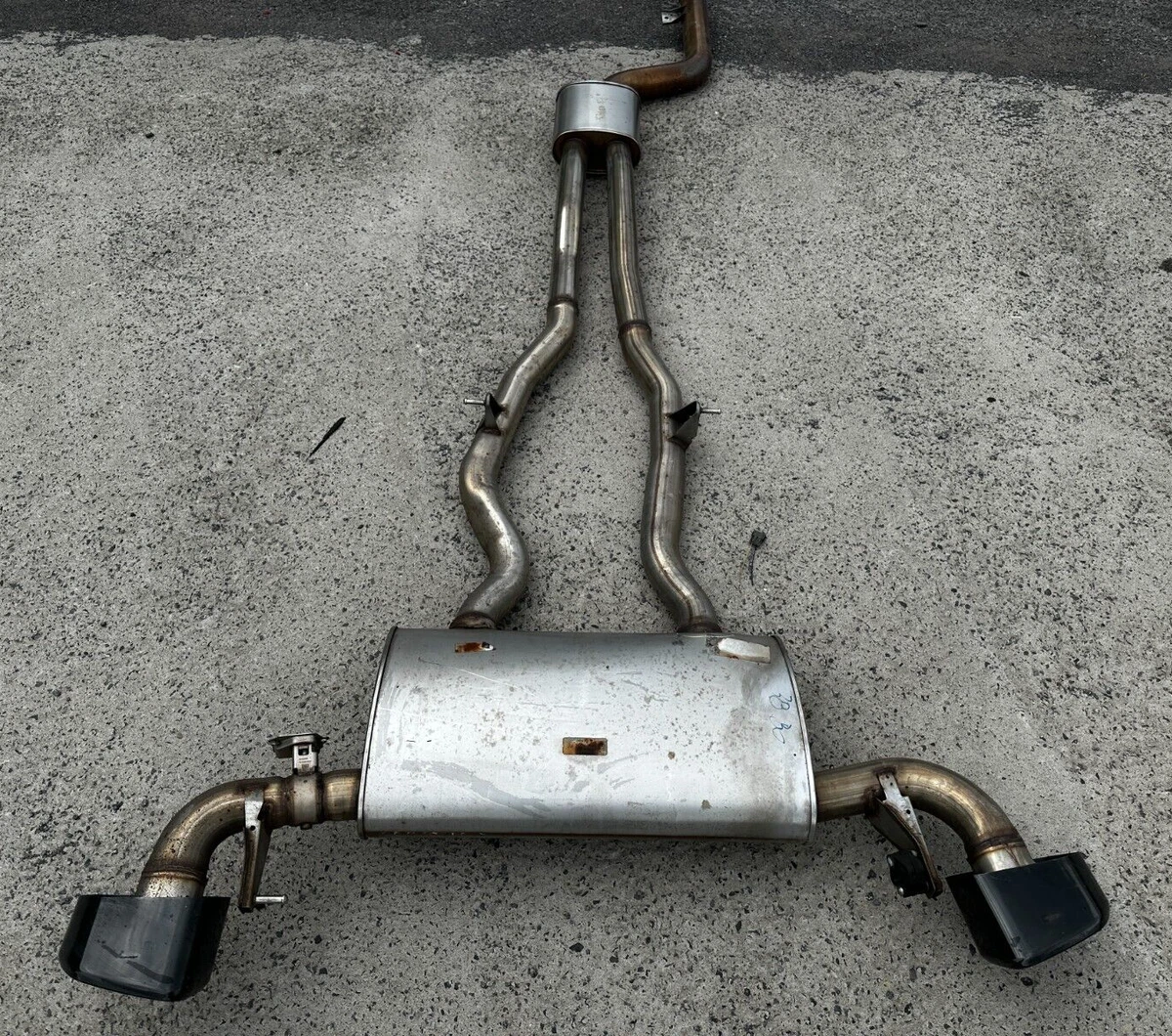 2018-2022 BMW X3 G01 3.0L M40i Rear Muffler Exhaust OEM 