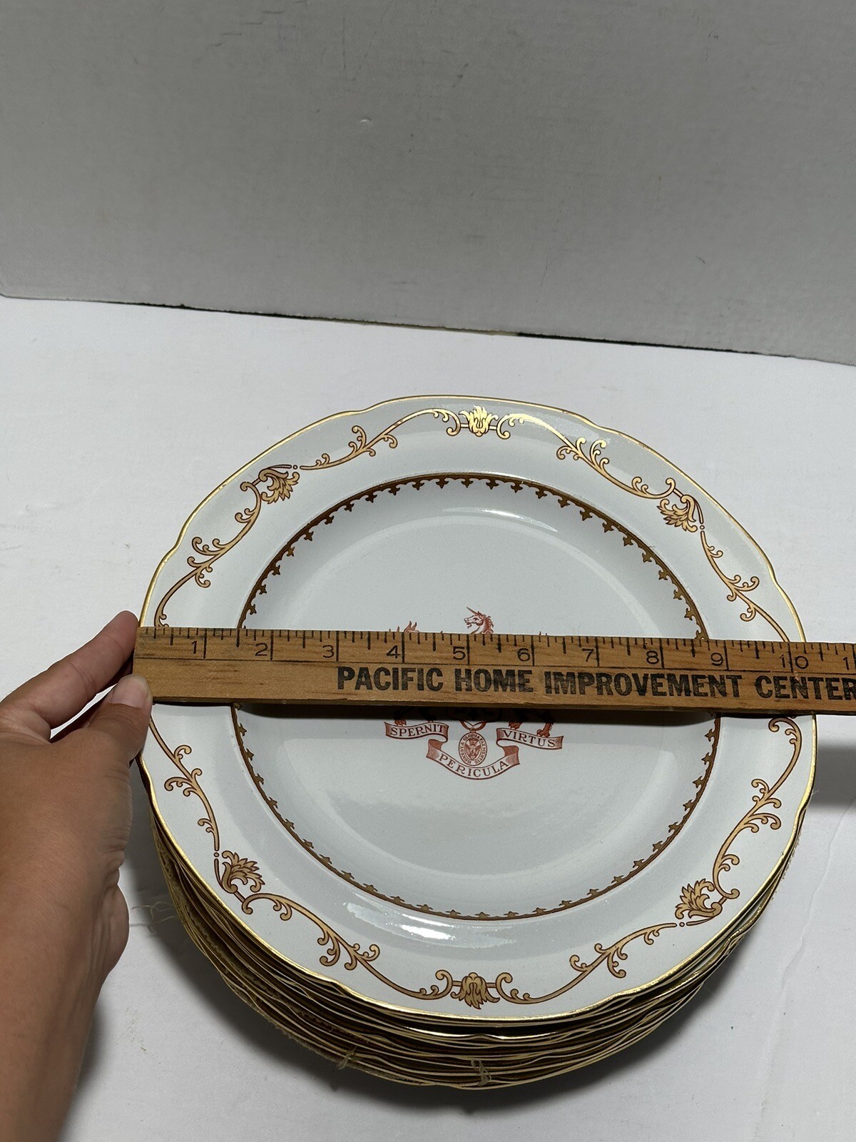 Copeland Spode 12  Dinner Plates Red Engrave Monogram Gold Trim Spernit P Virtus
