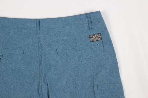 Pantalones Cortos Híbridos Volcom Para Hombre Elásticos Desteñidos al Sol Azul Índigo 9.5" Entrepierna - Imagen 3 de 4