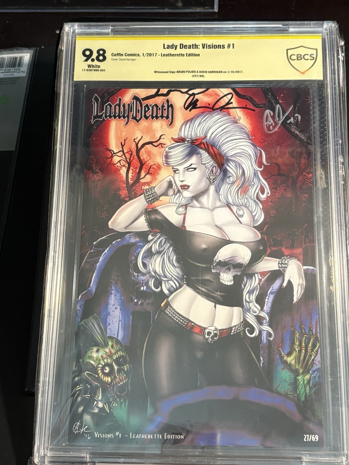 Lady Death Visions #1 Leatherette Ed. 9.8 CBCS Signed B.Pulido, D.Harrigan 27/69