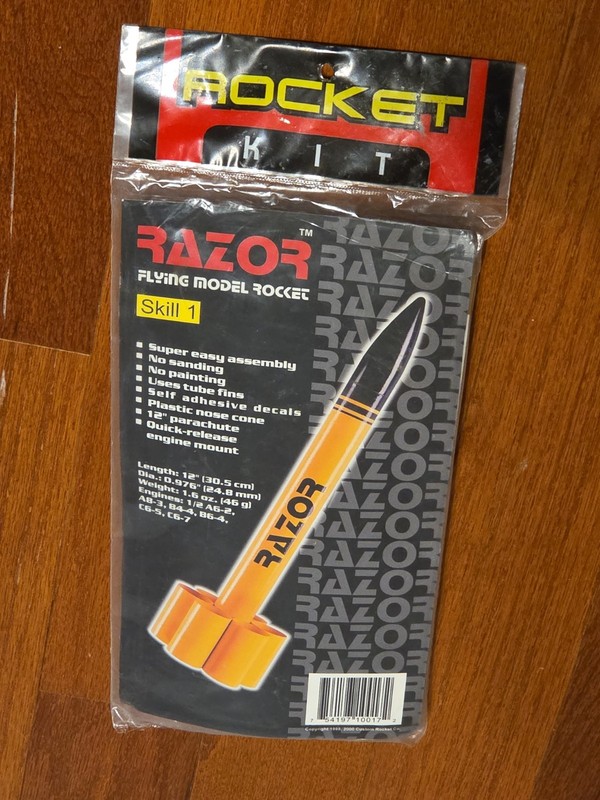 Custom Rockets Razor Tube Fin Model Rocket Kit 