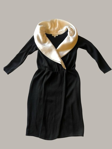 St. John VTG Evening Collection Marie Gray Santana Knit Black Dress Belt Size 6