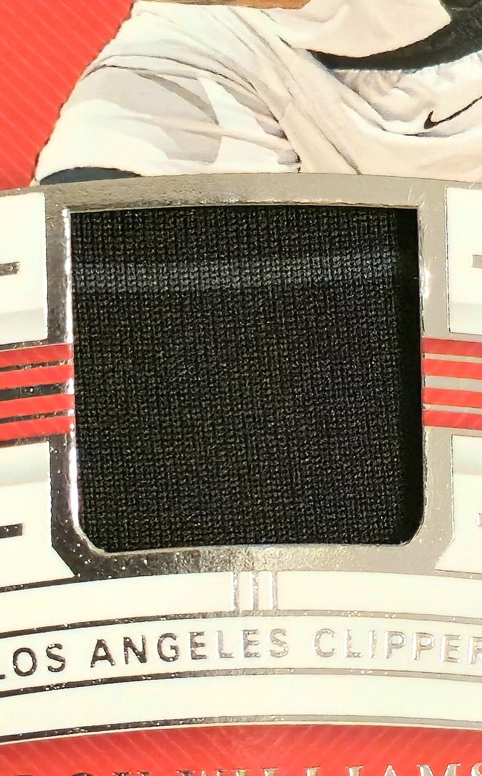 2019-20 National Treasures - Lou Williams - Jersey Numbered #JT-LWL /99 view 4