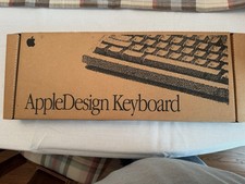 Open Box New Apple Design Extended Keyboard M2891LL/A ADB