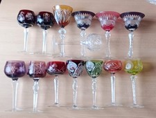 Konvolut 14 Bleiglas Buntglas Kristallglas Weinglas Überfangglas handgeschliffen