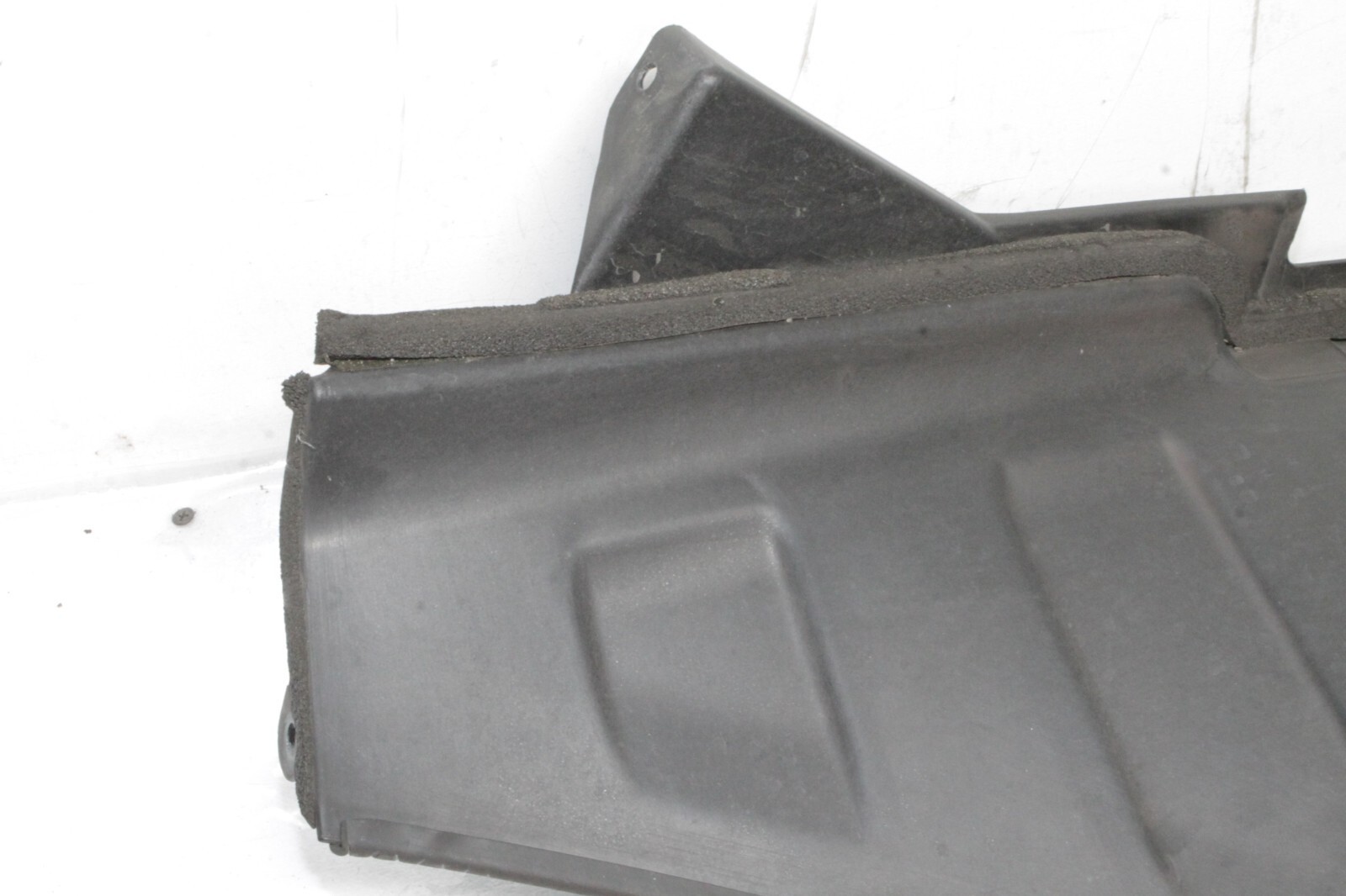 McLaren MP4-12C 2012-2014 Right Shroud duct P/N 11A4117CP