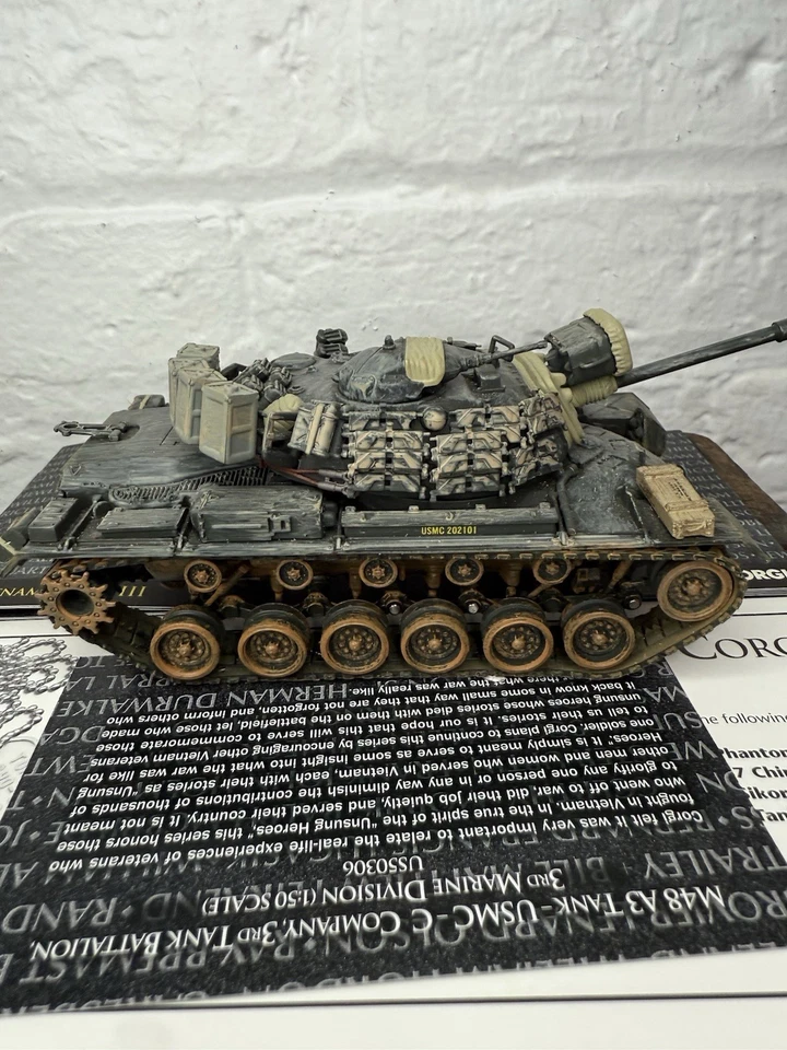 Tanque Corgi Unsung Heros M48A3 USMC Vietnam escala 1/50 diecast. Faltan piezas Foto 4 de 4