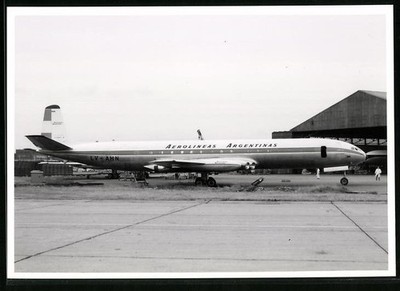 Fotografie Flugzeug De Havilland Comet, Passagierflugzeug Aerolinas Argentinas, 